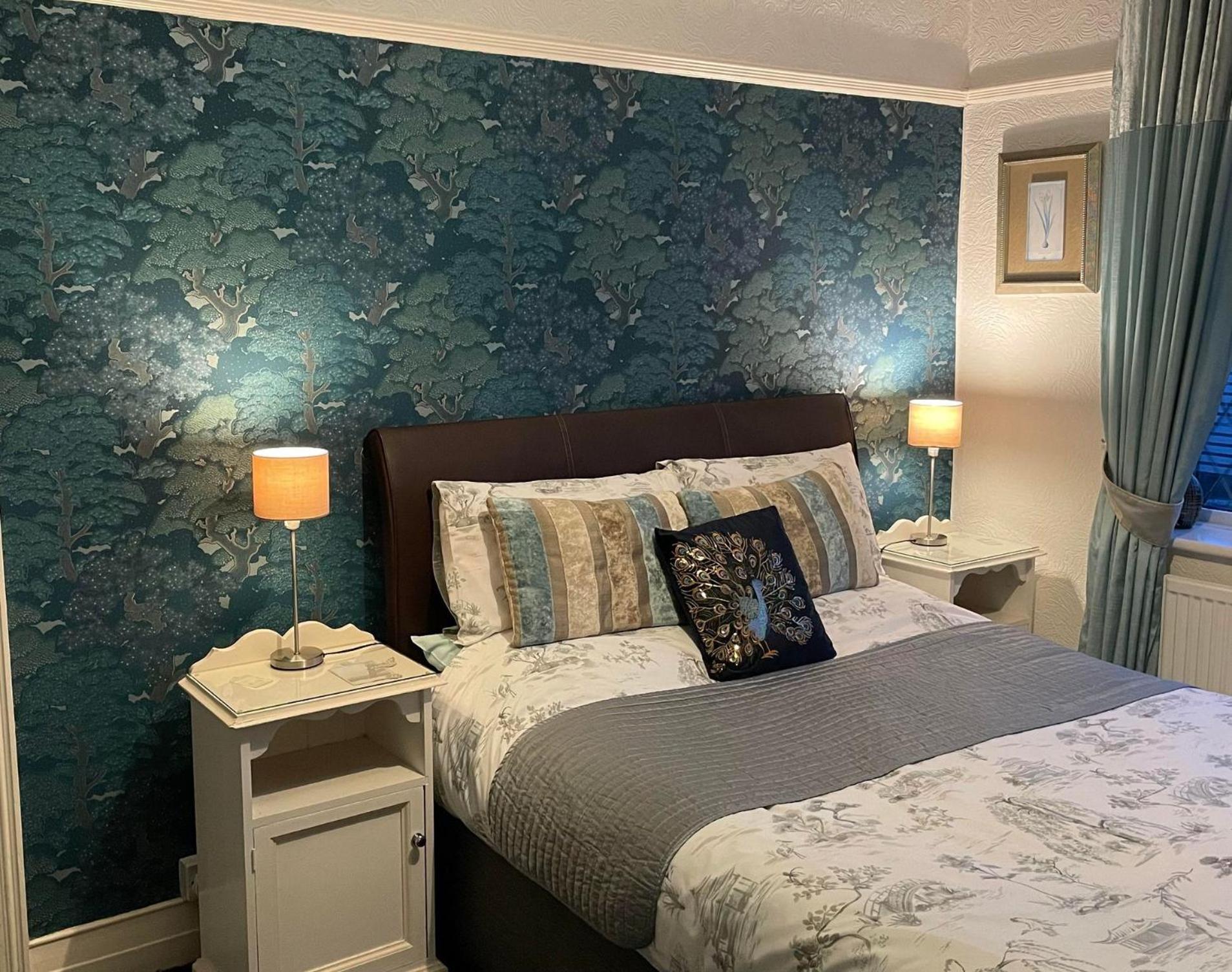 Esjays At Knowles House Bed and Breakfast Lytham St Annes Buitenkant foto